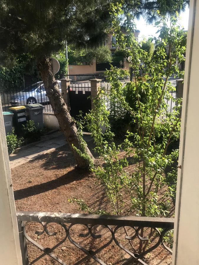 Residence Banlieue Parisienne Neuilly エクステリア 写真